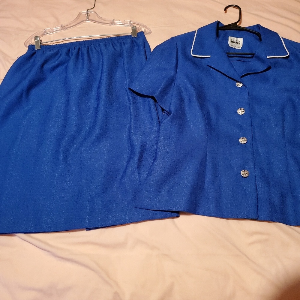 Leslie Fay Skirt and top